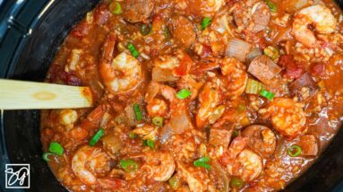 How to Make Slow Cooker Jambalaya that Will Impress Your Guests